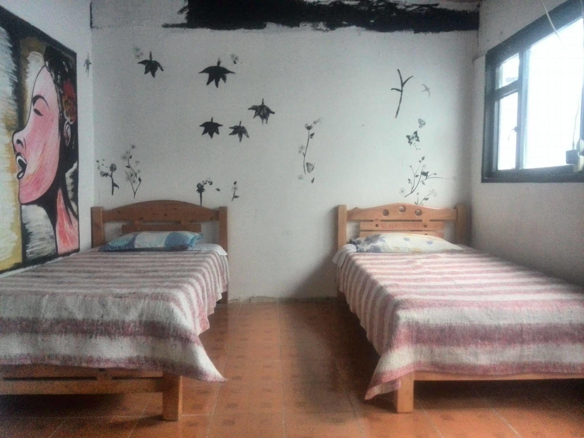 Hostal Chorro De Quevedo Богота Екстериор снимка